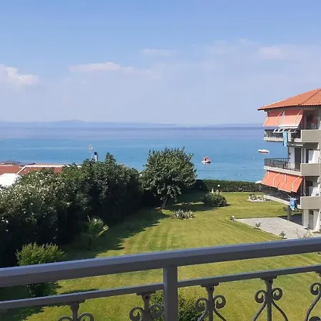 Poseidon דירה חניוטי