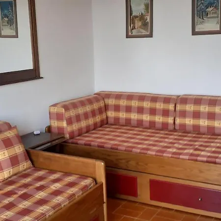 Poseidon Apartman Hanióti